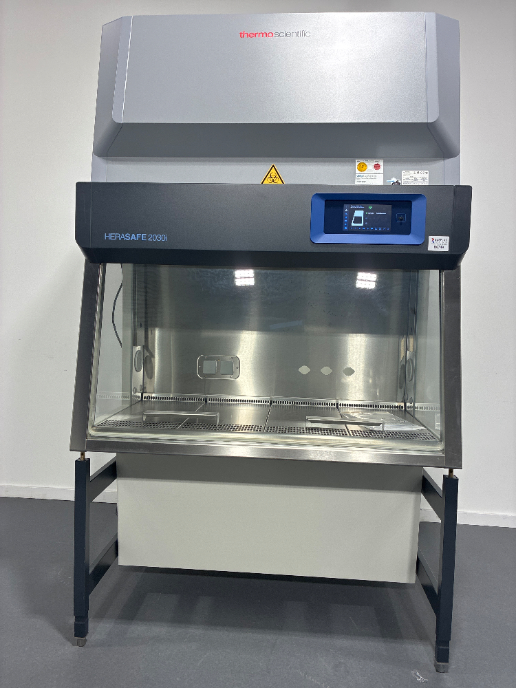 Image of Thermo Scientific HeraSafe 2030i 1.2 Biosafety Cabinets